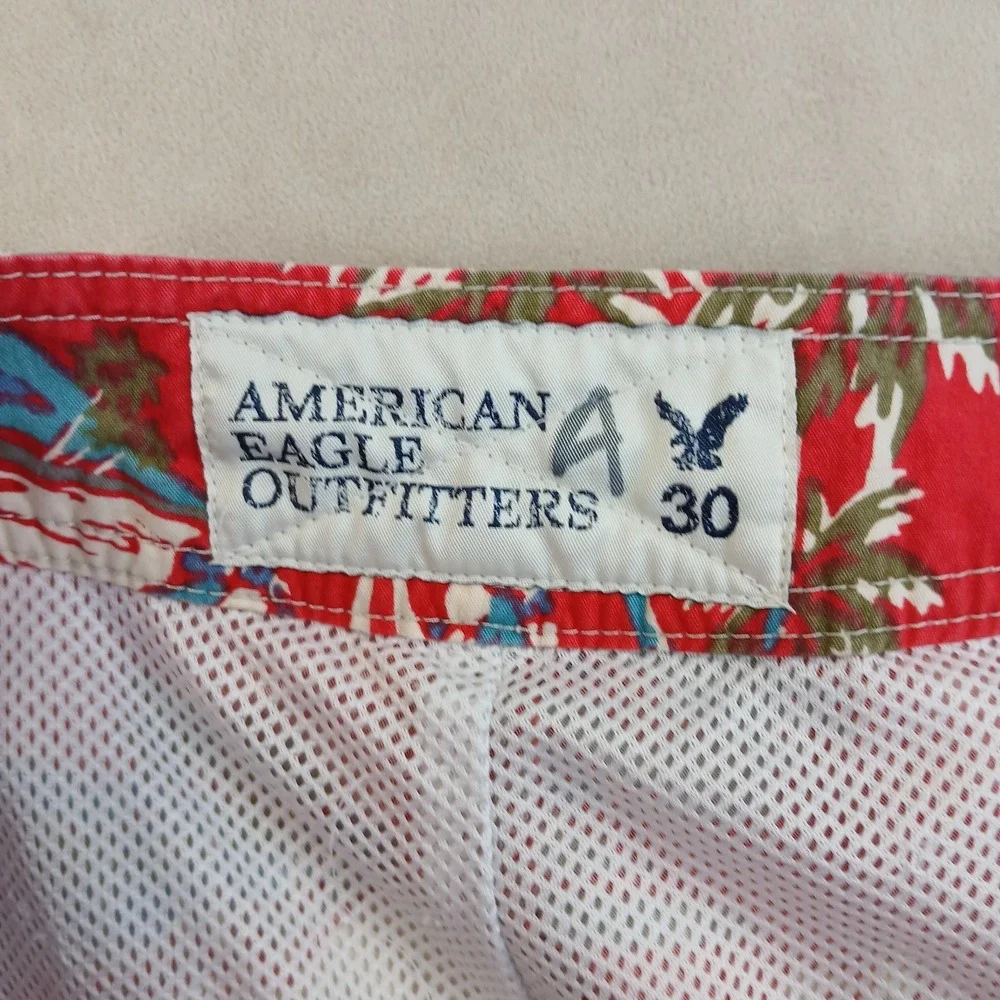 American Eagle 30x9 30 Mens Board Shorts Floral Mesh‎ Liner